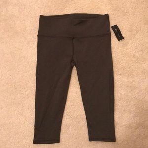Lululemon athletica Army green cropped legging 10